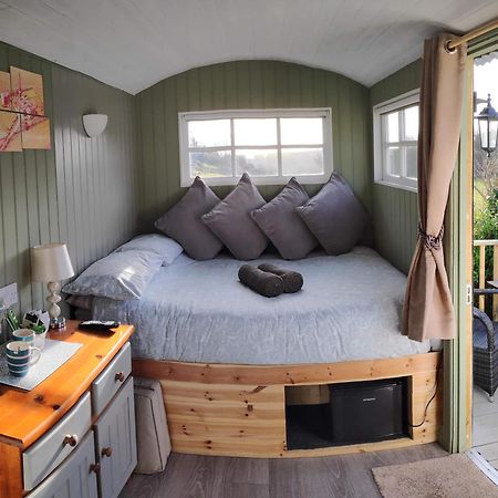 Shepherds Hut 韦茅斯 外观 照片